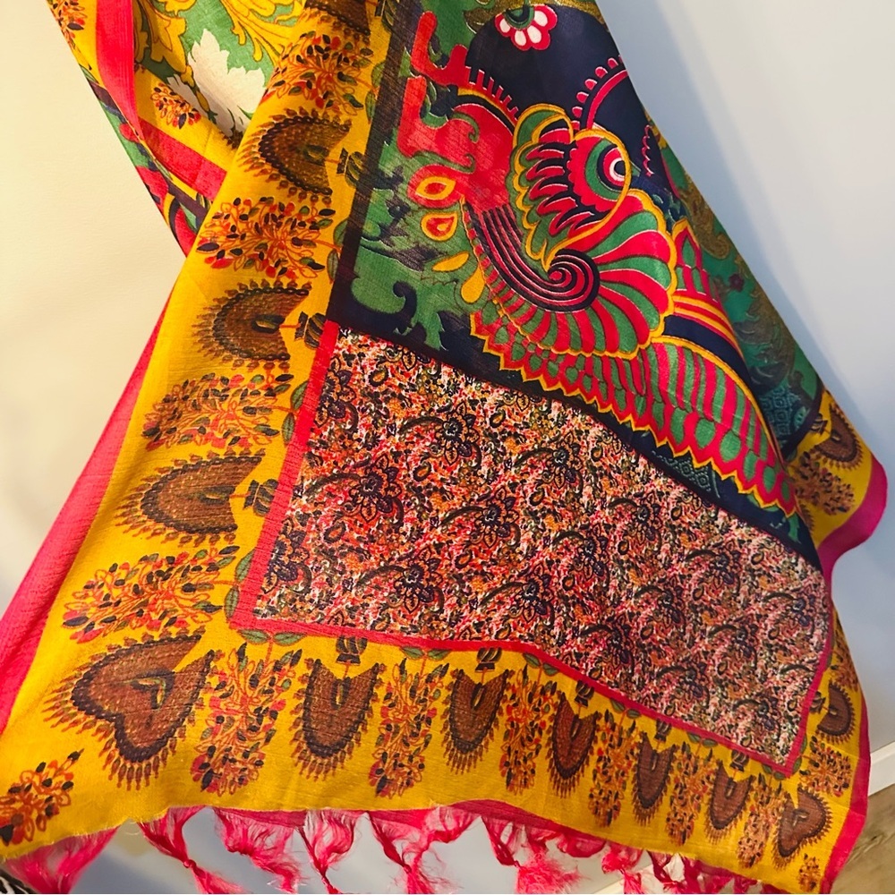 Vibrant Multicolor Women's Shawl Scarf Pasch - Bold Floral & Paisley - Picture 2 of 7